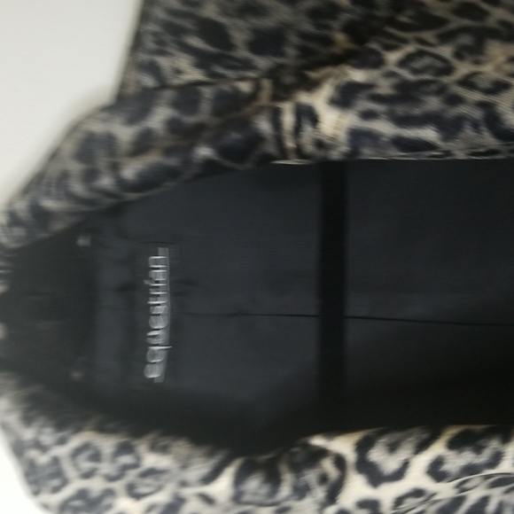 Equestrian Designs womens leopard print double breasted short blazer - Picture 9 of 9